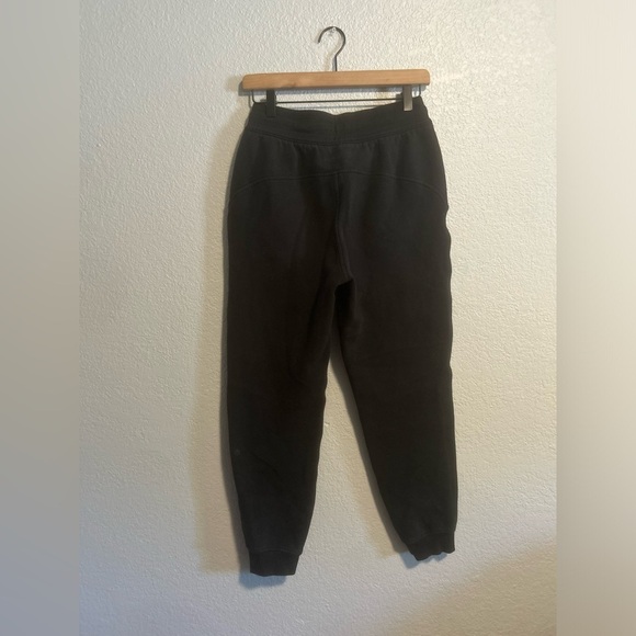 Lululemon scuba joggers black - Picture 4 of 5